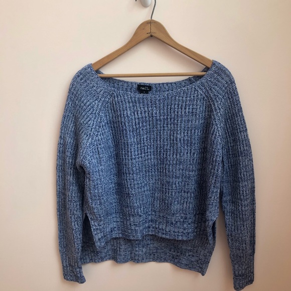 Rue21 Sweaters - Cropped knit sweater size small